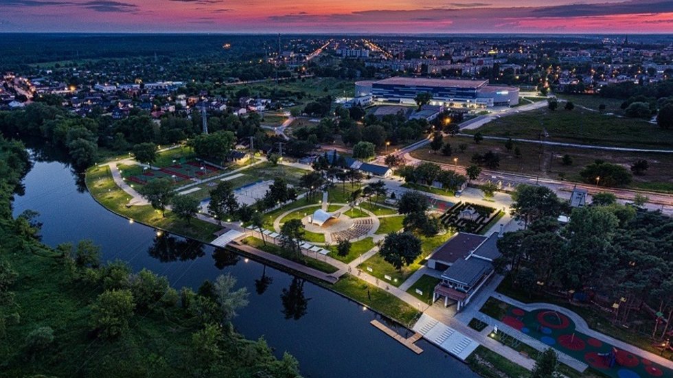 Nocna panorama miasta